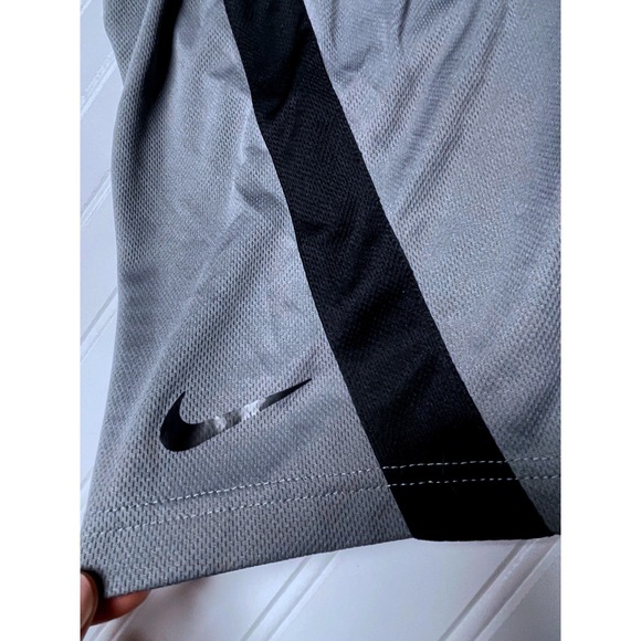 Nike Gray Black Sweatshirt and Shorts Bundle Boys 6-7 - Picture 8 of 10